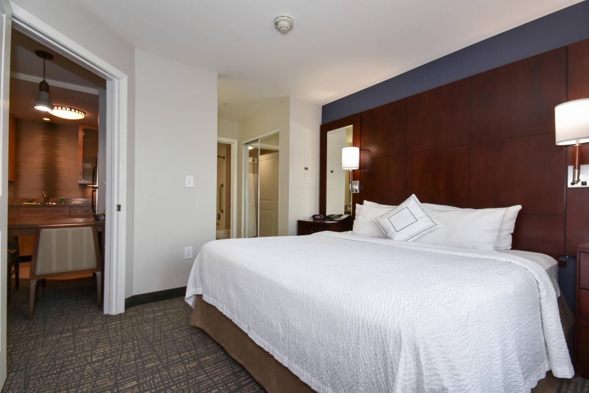 Residence Inn Charlotte Конкорд Екстериор снимка