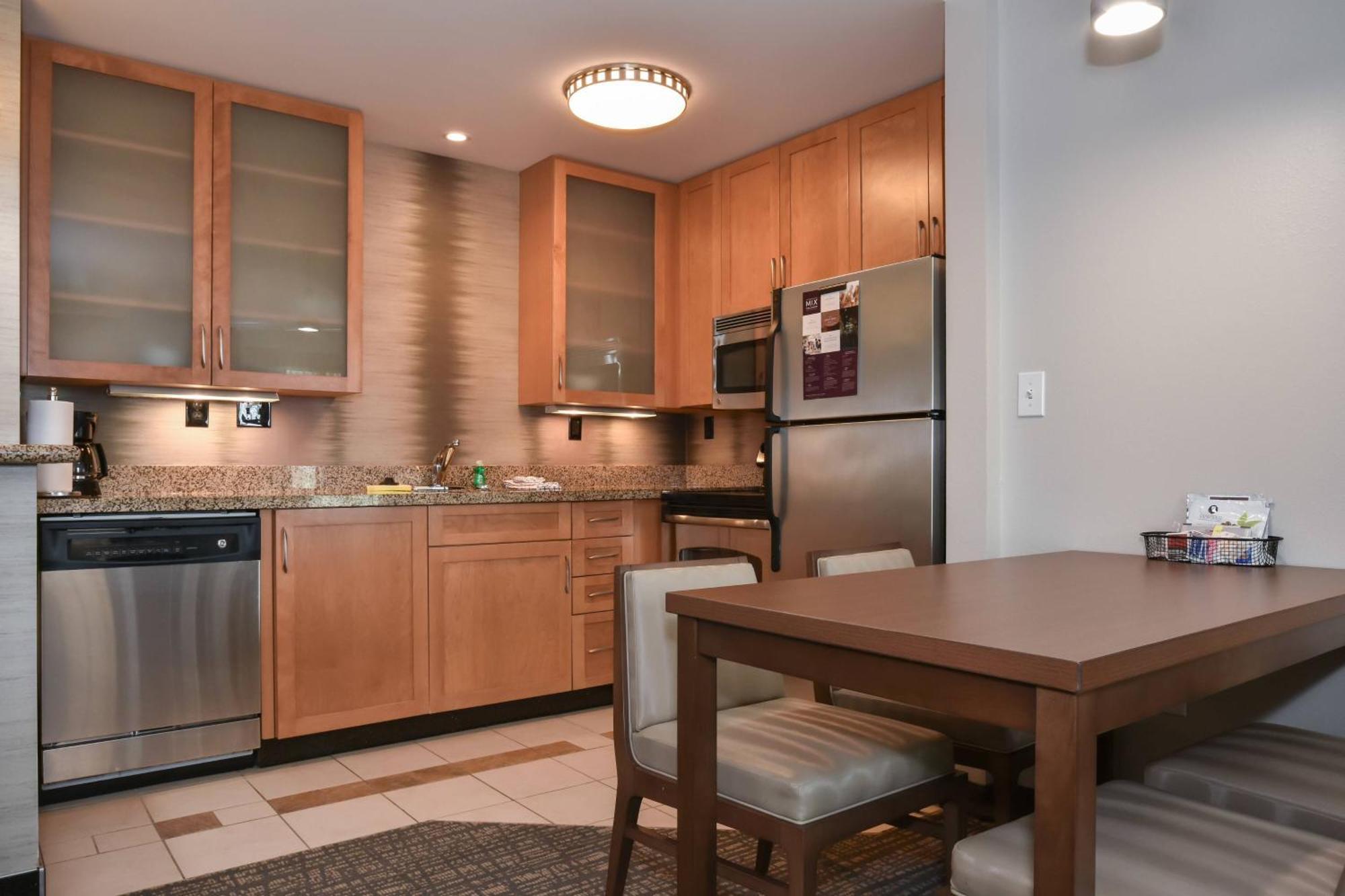 Residence Inn Charlotte Конкорд Екстериор снимка