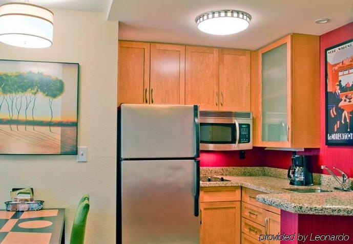 Residence Inn Charlotte Конкорд Екстериор снимка